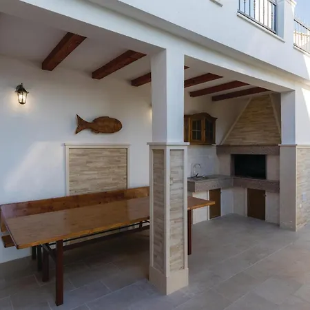 Apartamento One-bedroom In Komarna