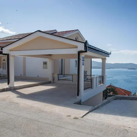One-bedroom In Komarna