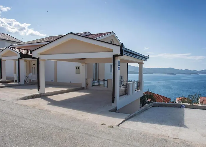One-bedroom In Komarna